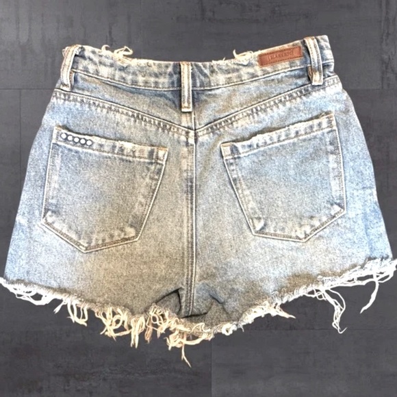 Blank NYC Pants - BLANKNYC “ORIGINALS” Denim Frayed Hem Shorts